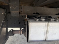 いすゞフォワード平ボディ中型（4t）[写真28]