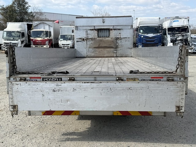 いすゞフォワード平ボディ中型（4t）[写真09]