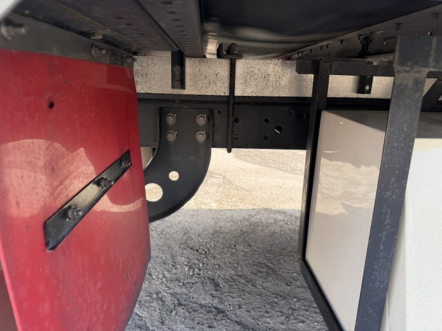 日野レンジャーアルミウイング中型（4t）[写真23]