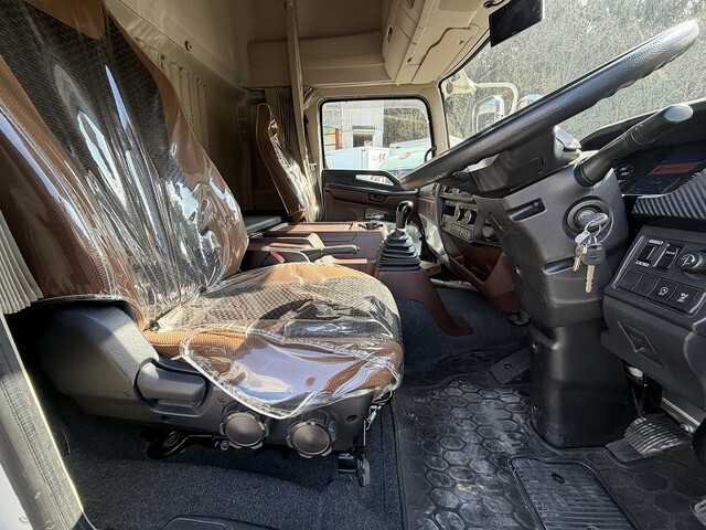 日野レンジャーアルミウイング中型（4t）[写真29]