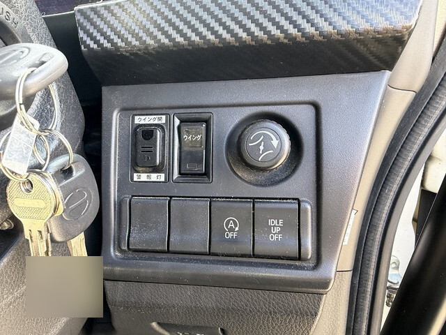 日野レンジャーアルミウイング中型（4t）[写真30]