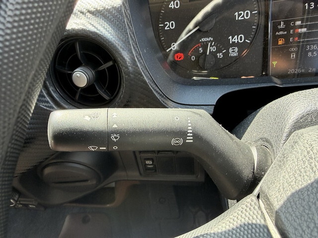 日野レンジャーアルミウイング中型（4t）[写真35]