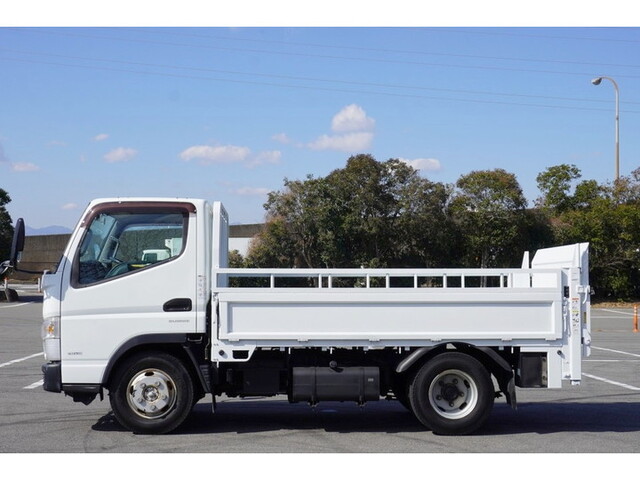三菱ふそうキャンター平ボディ小型（2t・3t）[写真12]
