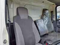 いすゞエルフアルミバン小型（2t・3t）[写真15]