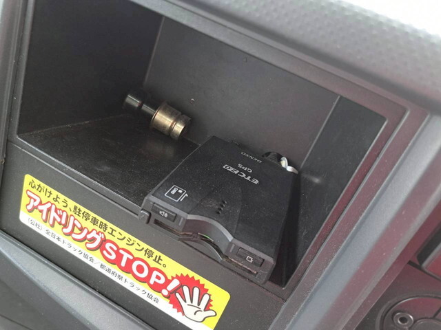 いすゞエルフアルミバン小型（2t・3t）[写真17]