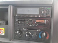 いすゞエルフアルミバン小型（2t・3t）[写真19]