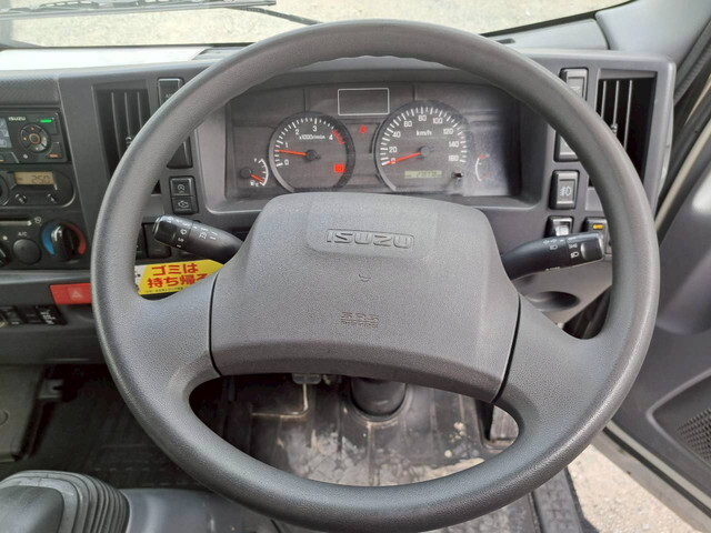 いすゞエルフアルミバン小型（2t・3t）[写真21]