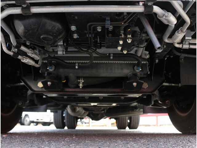 日産アトラス平ボディ小型（2t・3t）[写真14]