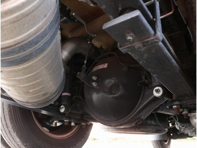 日産アトラス平ボディ小型（2t・3t）[写真15]