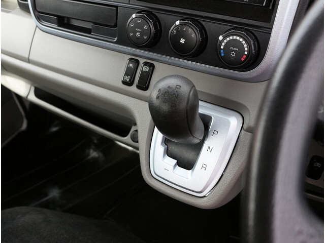 日産アトラス平ボディ小型（2t・3t）[写真20]