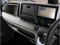 日産アトラス平ボディ小型（2t・3t）[写真28]