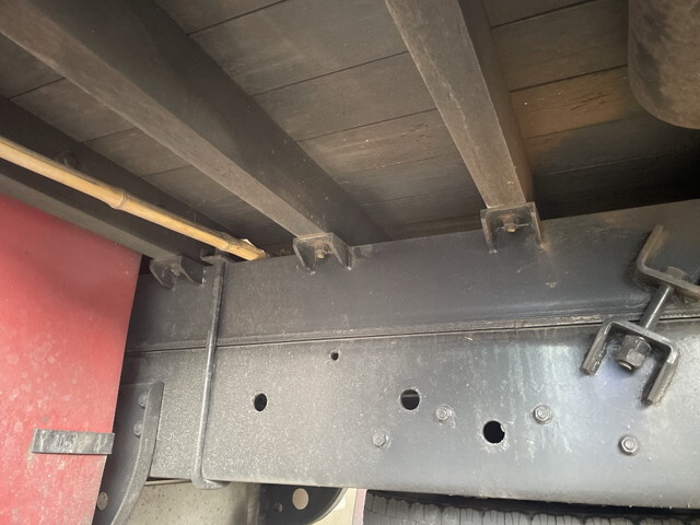 三菱ふそうファイタースクラップ運搬車増トン（6t・8t）[写真17]