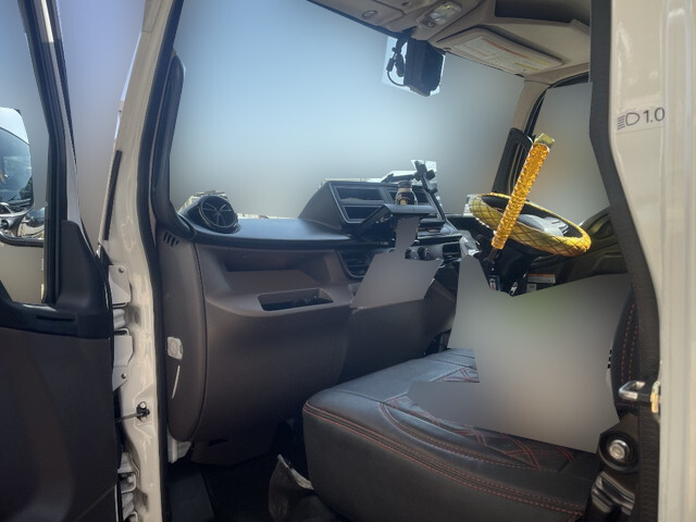 三菱ふそうキャンターダブルキャブ（Wキャブ）小型（2t・3t）[写真21]