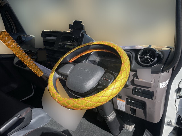 三菱ふそうキャンターダブルキャブ（Wキャブ）小型（2t・3t）[写真22]