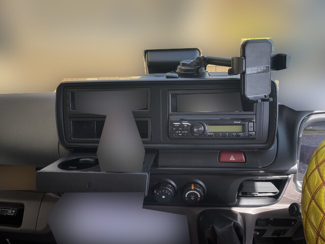 三菱ふそうキャンターダブルキャブ（Wキャブ）小型（2t・3t）[写真31]