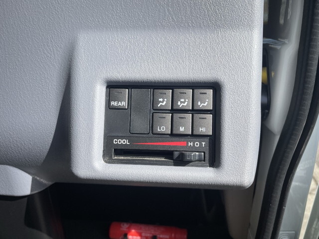 三菱ふそうキャンターダブルキャブ（Wキャブ）小型（2t・3t）[写真35]