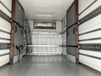 いすゞエルフ冷凍車（冷蔵車）小型（2t・3t）[写真15]