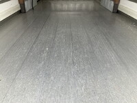 いすゞエルフ冷凍車（冷蔵車）小型（2t・3t）[写真18]