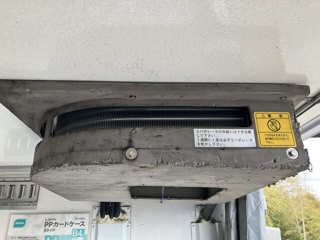 いすゞエルフ冷凍車（冷蔵車）小型（2t・3t）[写真20]