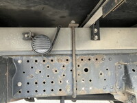 いすゞエルフ冷凍車（冷蔵車）小型（2t・3t）[写真28]