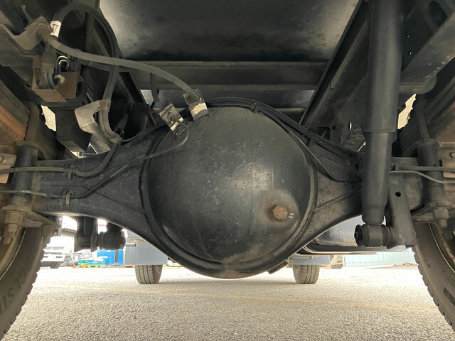 いすゞエルフ冷凍車（冷蔵車）小型（2t・3t）[写真28]