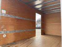 いすゞエルフアルミバン小型（2t・3t）[写真14]