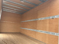 いすゞエルフアルミバン小型（2t・3t）[写真15]