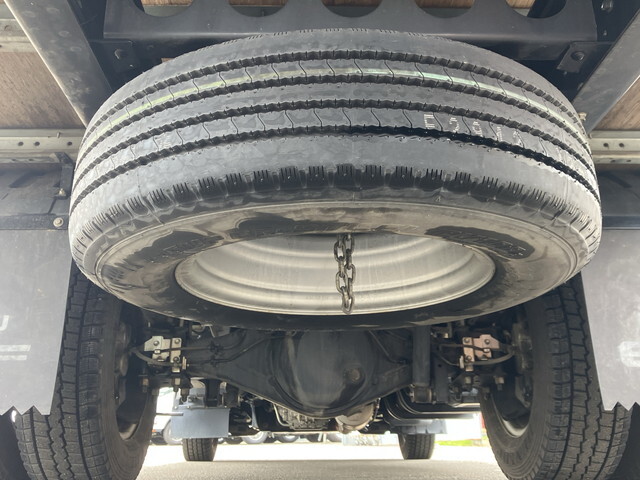 いすゞエルフアルミバン小型（2t・3t）[写真25]