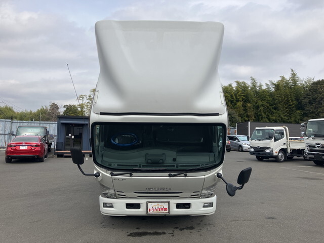 いすゞエルフアルミバン小型（2t・3t）[写真08]