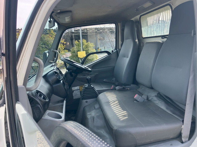 日野デュトロダンプ小型（2t・3t）[写真31]