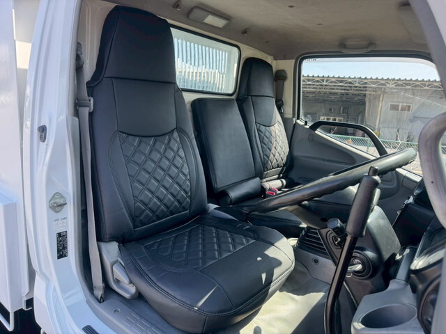 日野デュトロダンプ小型（2t・3t）[写真32]