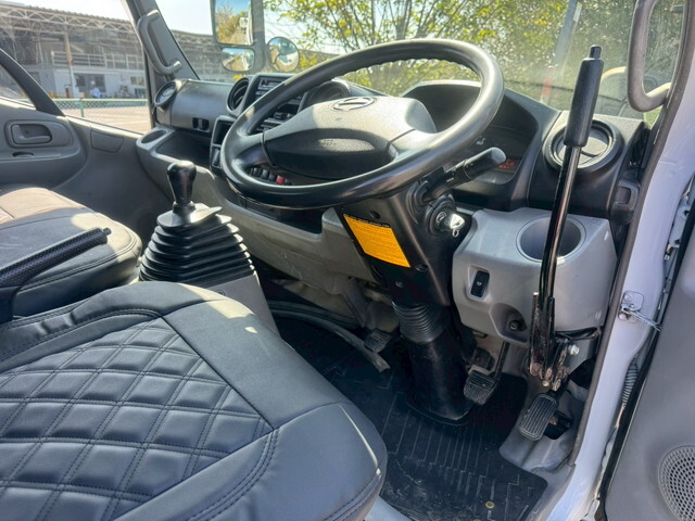 日野デュトロダンプ小型（2t・3t）[写真33]