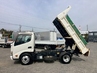 日野デュトロダンプ小型（2t・3t）[写真06]