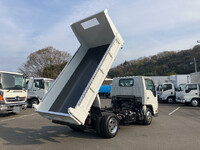 いすゞエルフダンプ小型（2t・3t）[写真14]