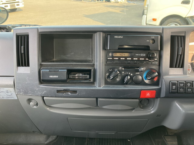 いすゞエルフダンプ小型（2t・3t）[写真36]