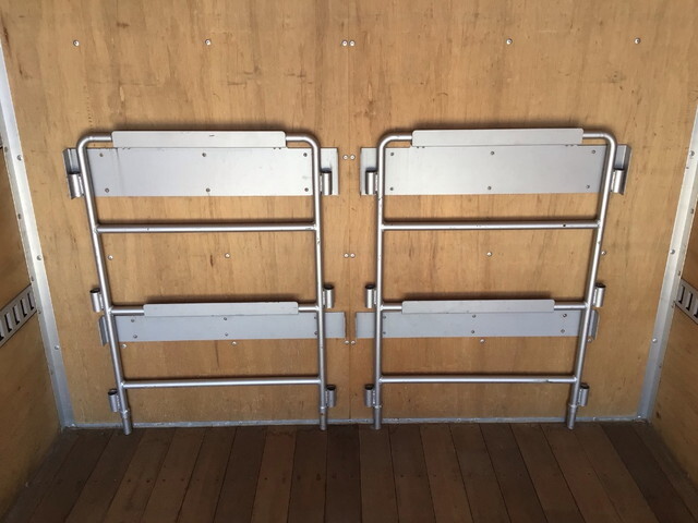 いすゞエルフアルミバン小型（2t・3t）[写真12]