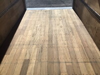 いすゞエルフアルミバン小型（2t・3t）[写真15]