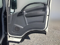 いすゞエルフアルミバン小型（2t・3t）[写真31]