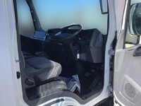 いすゞエルフアルミバン小型（2t・3t）[写真35]