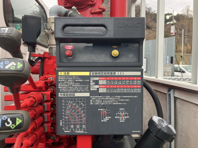 いすゞエルフクレーン3段小型（2t・3t）[写真14]