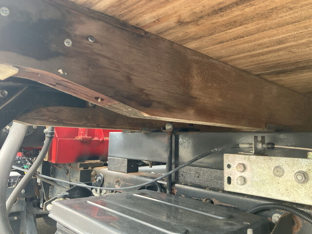 いすゞエルフクレーン3段小型（2t・3t）[写真22]