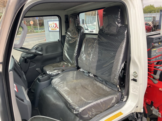 いすゞエルフクレーン3段小型（2t・3t）[写真31]