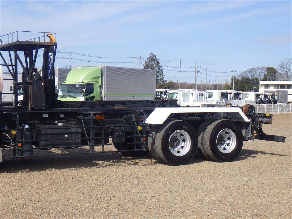 三菱ふそうスーパーグレートコンテナ専用車大型（10t）[写真04]