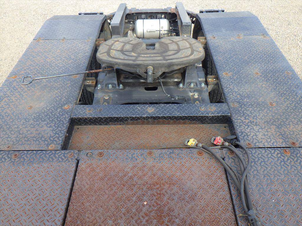 日野プロフィアトレーラーヘッド（トラクターヘッド）大型（10t）[写真08]