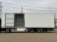 UDトラックスクオン冷凍車（冷蔵車）大型（10t）[写真14]