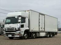 UDトラックスクオン冷凍車（冷蔵車）大型（10t）[写真01]