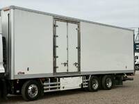 UDトラックスクオン冷凍車（冷蔵車）大型（10t）[写真07]