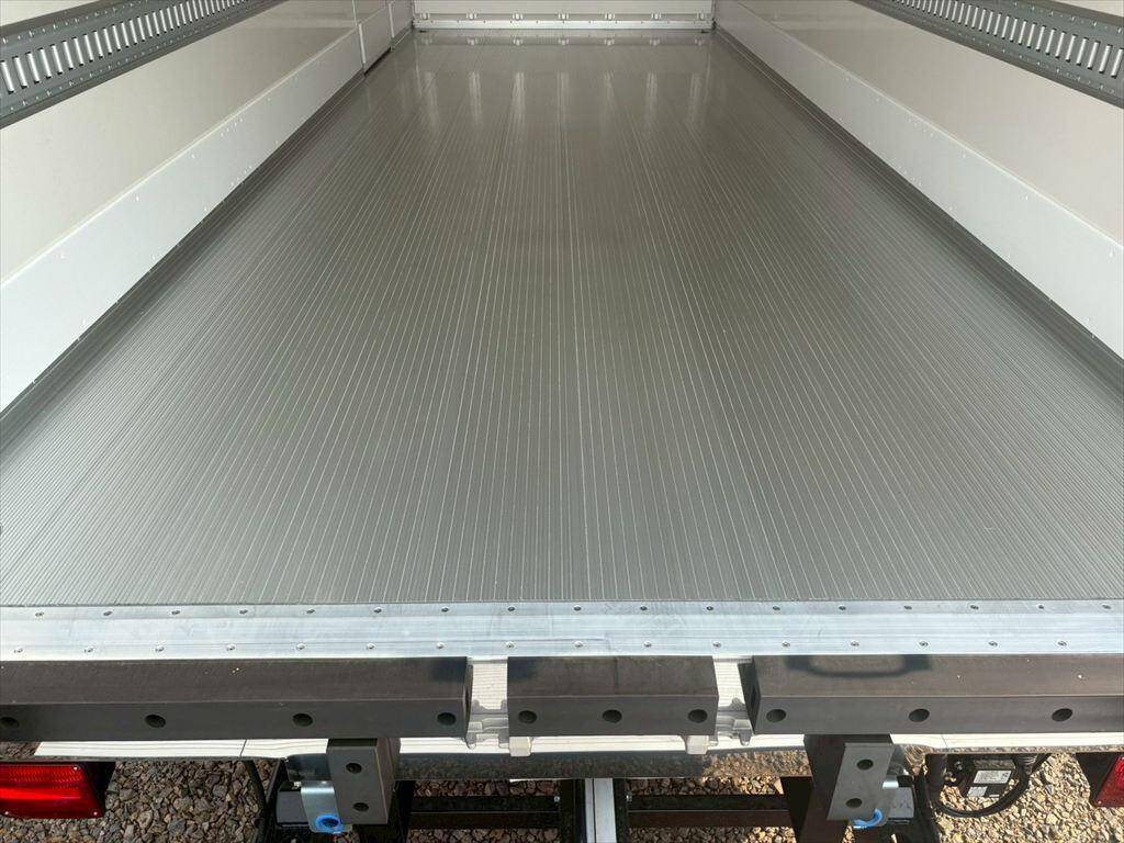 日野レンジャー冷凍車（冷蔵車）中型（4t）[写真08]