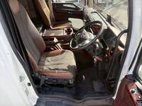 日野レンジャー冷凍車（冷蔵車）中型（4t）[写真22]