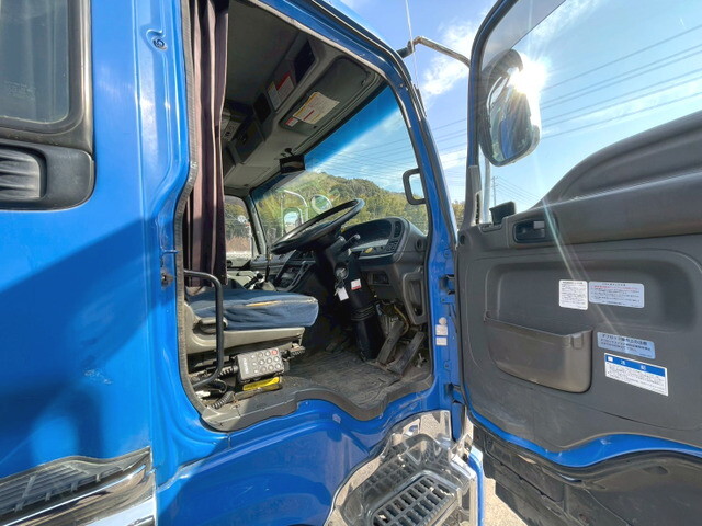 いすゞギガクレーン4段大型（10t）[写真22]